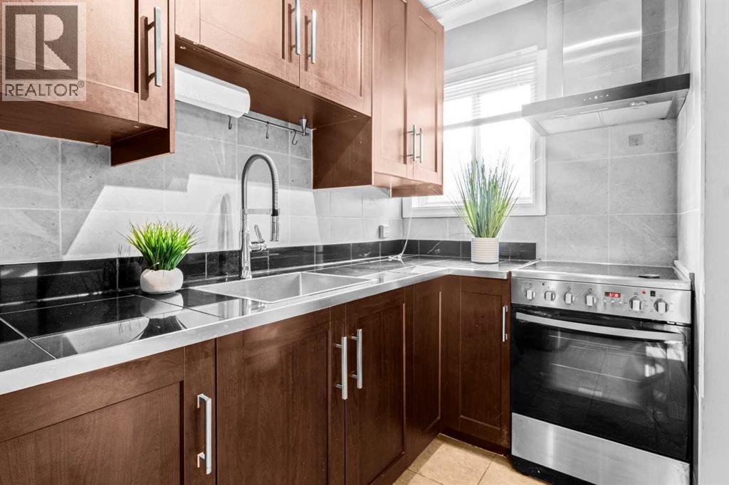 Single Family House for Sale in   Centre Street NE Highland Park Calgary 