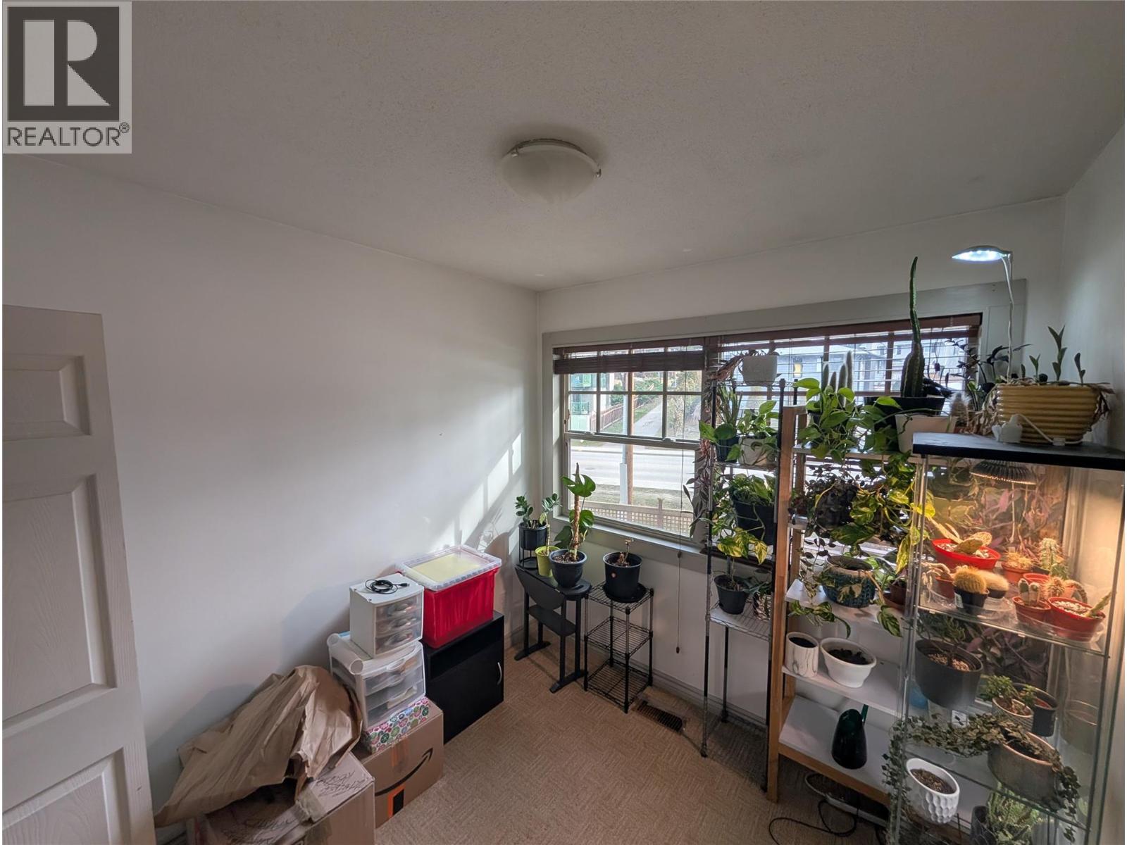 4010 PLEASANT VALLEY Road Unit# C, Vernon