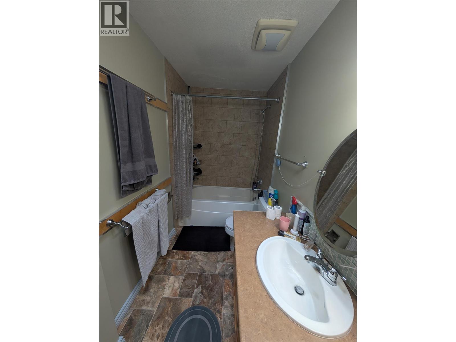 4010 PLEASANT VALLEY Road Unit# C, Vernon