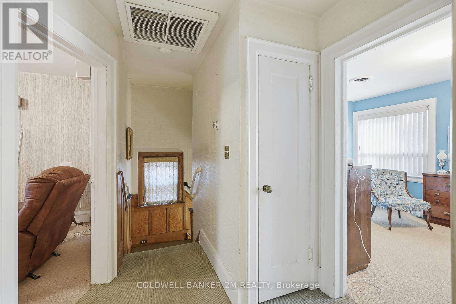296 BRIAR HILL AVENUE - 21