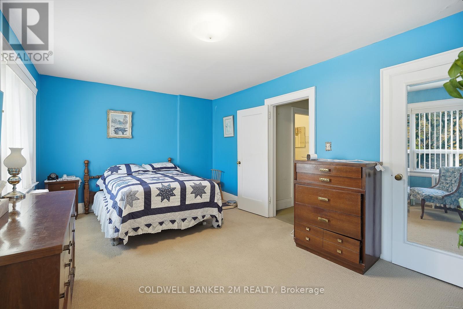 296 BRIAR HILL AVENUE - 22