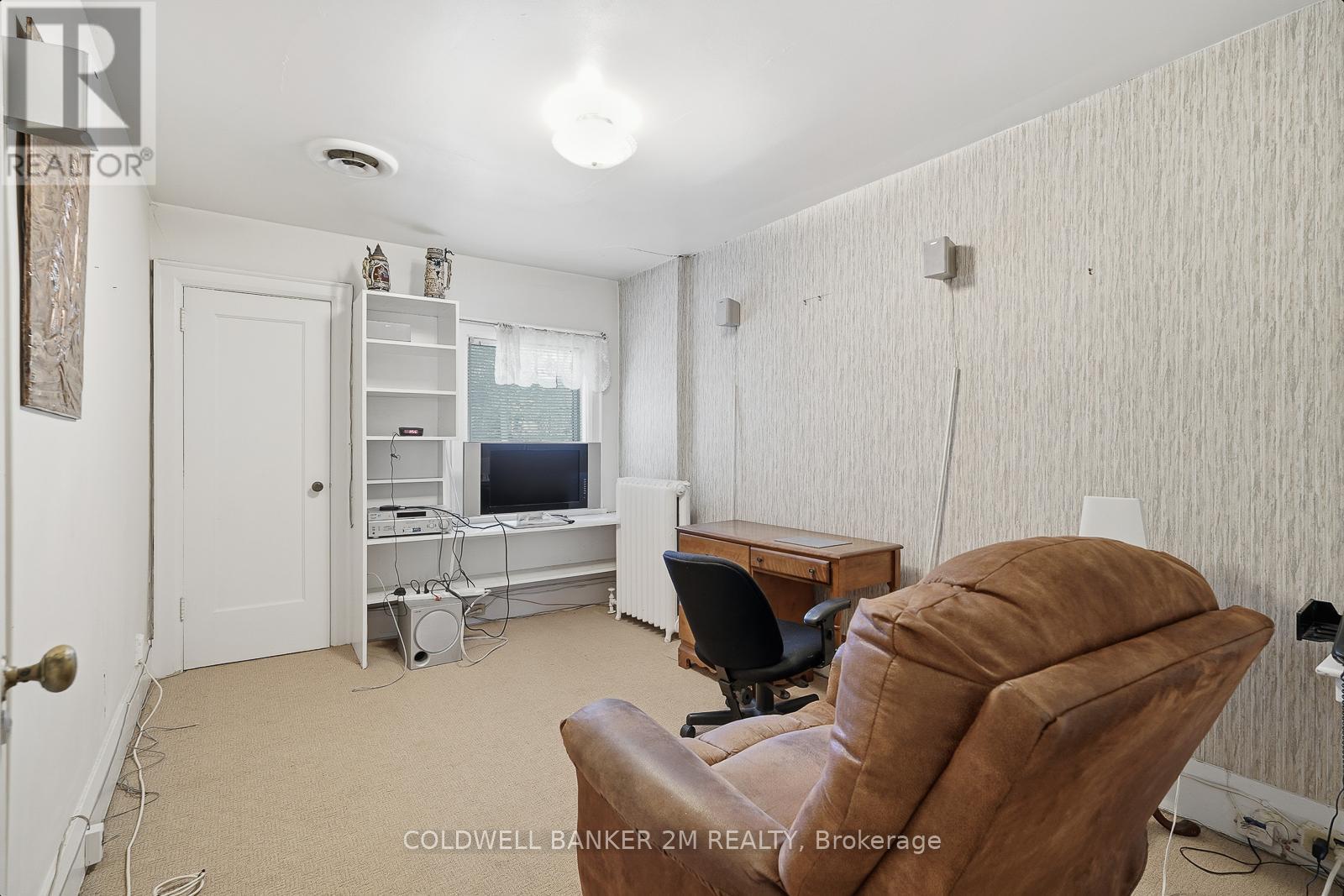 296 BRIAR HILL AVENUE - 26