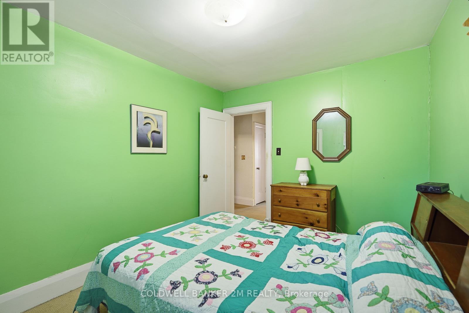 296 BRIAR HILL AVENUE - 29