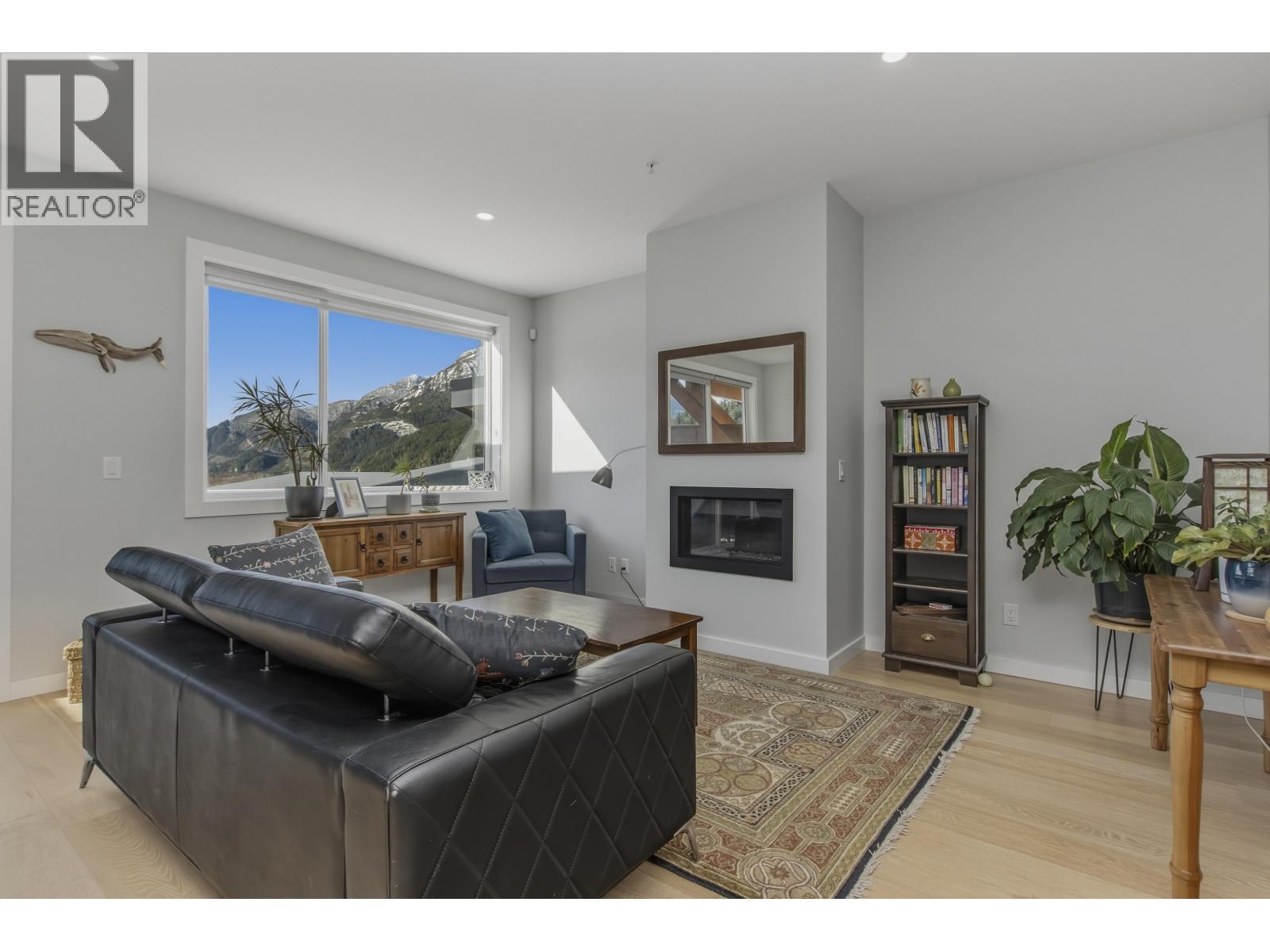 41314 HORIZON DRIVE, Squamish