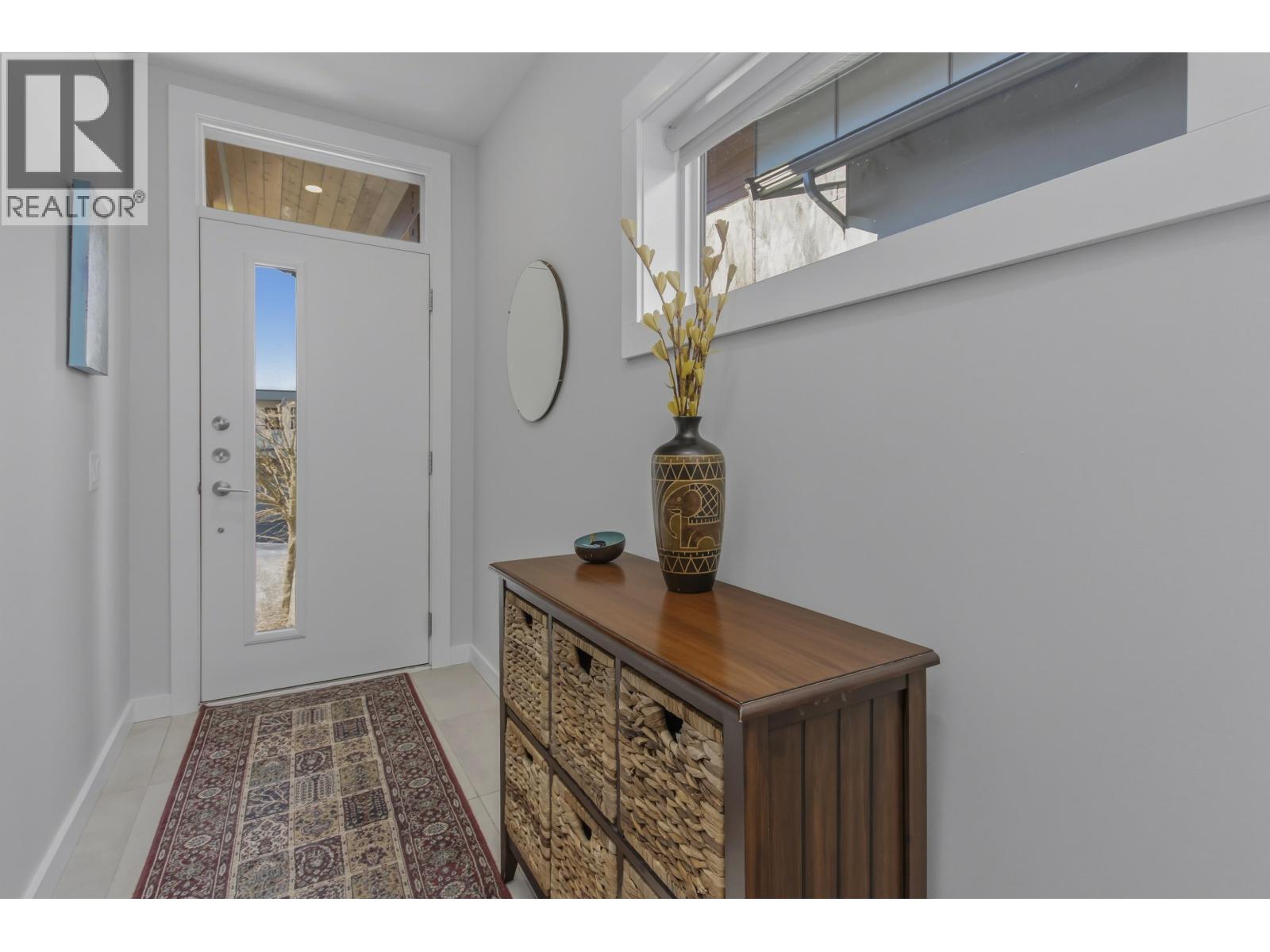 41314 HORIZON DRIVE, Squamish