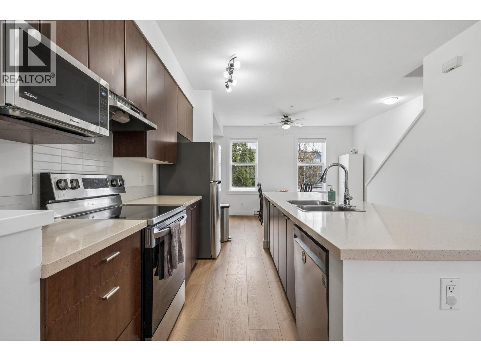 38 19572 FRASER WAY — photo 13