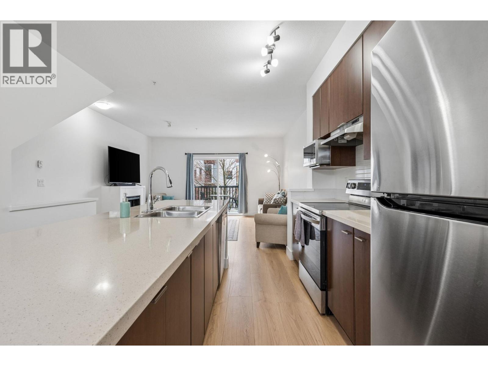 38 19572 FRASER WAY — photo 15