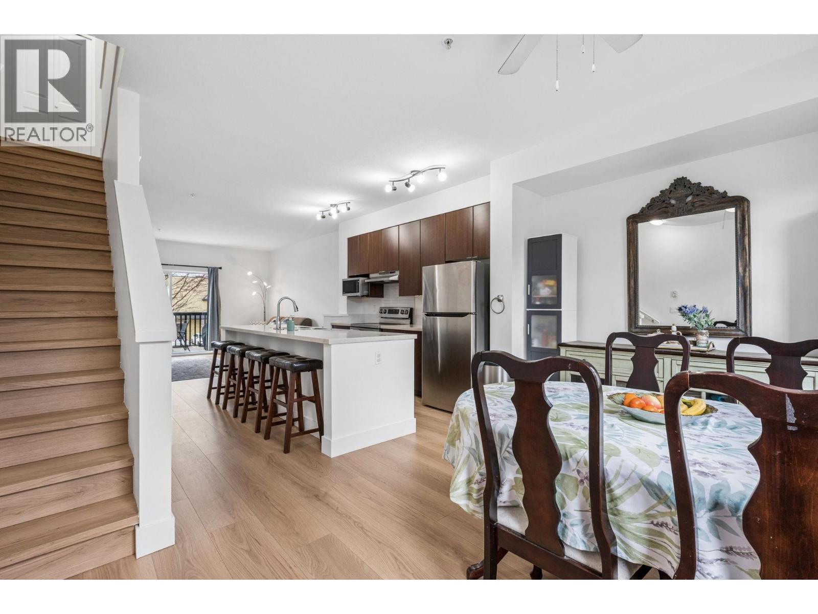 38 19572 FRASER WAY — photo 18
