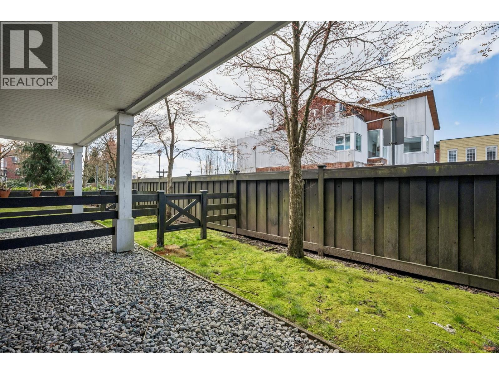 38 19572 FRASER WAY — photo 32