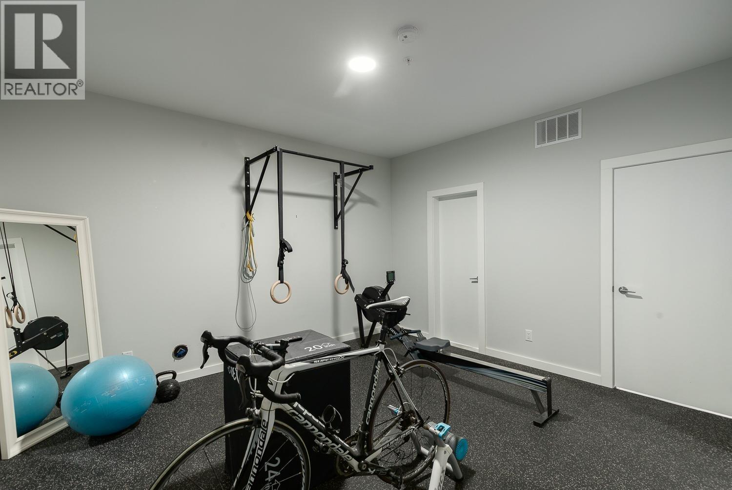 41324 HORIZON DRIVE, Squamish