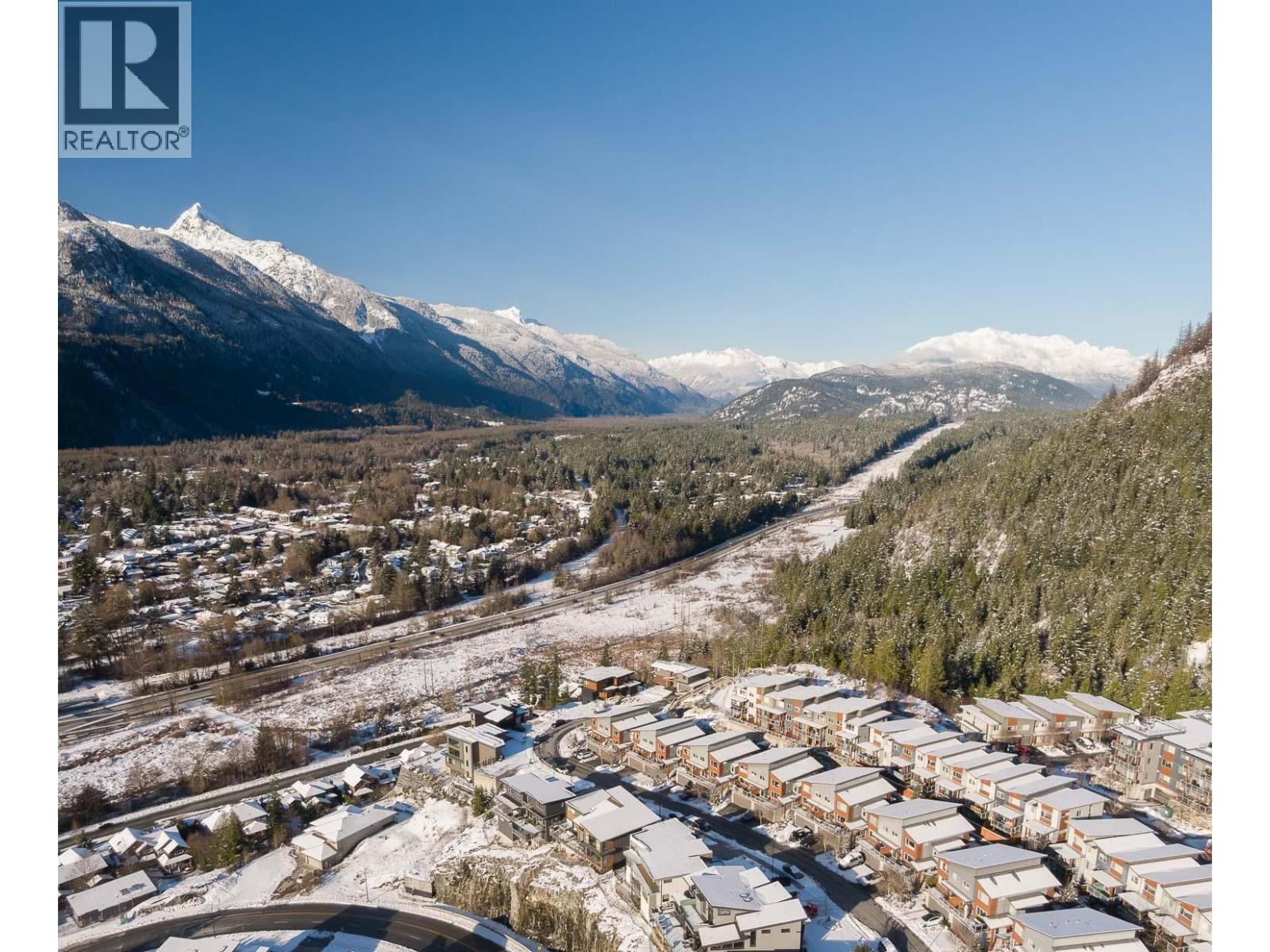 41324 HORIZON DRIVE, Squamish