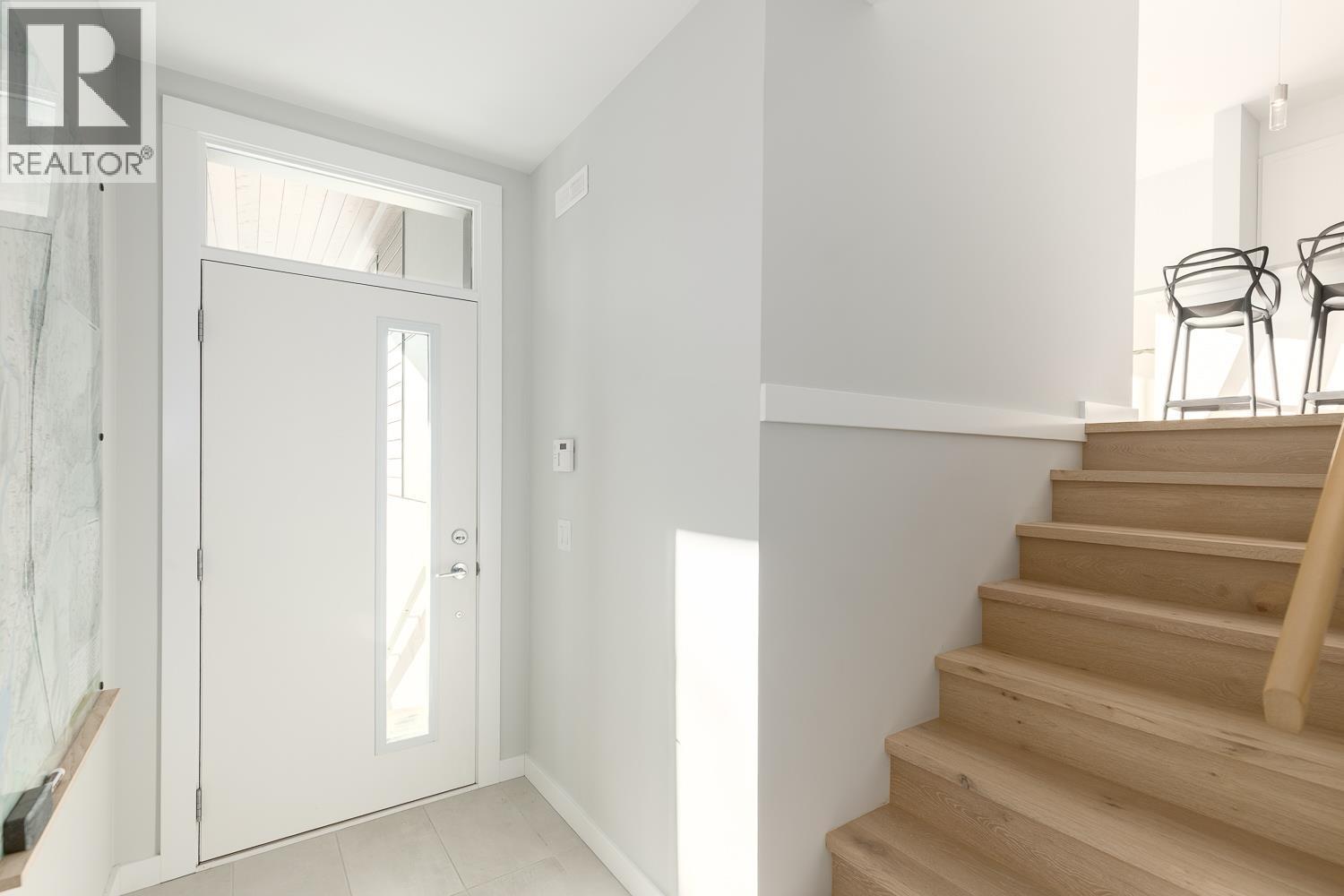 41324 HORIZON DRIVE, Squamish