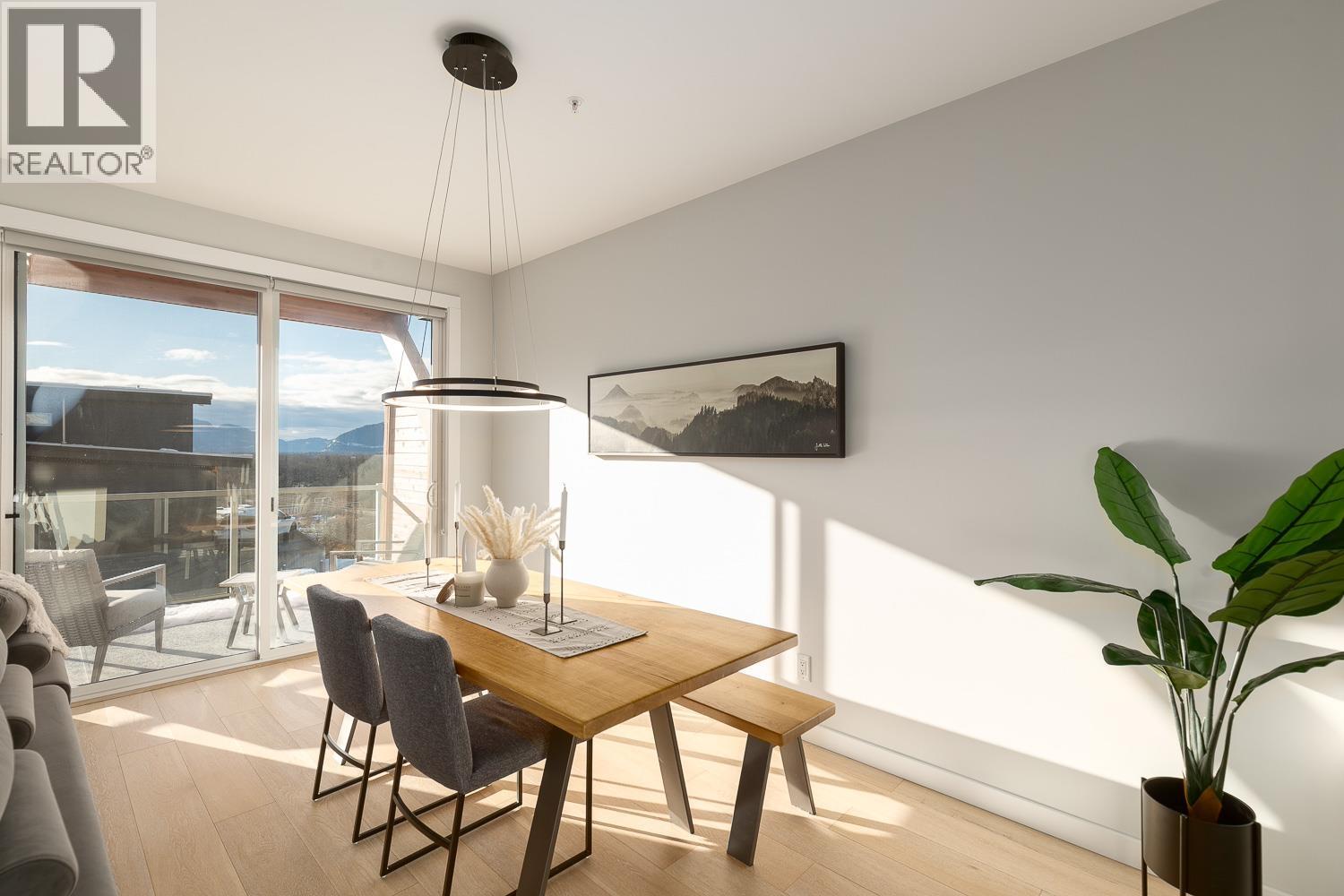 41324 HORIZON DRIVE, Squamish