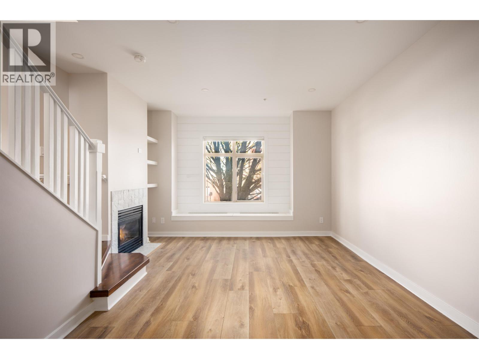 225 18 JACK MAHONY PLACE, New Westminster