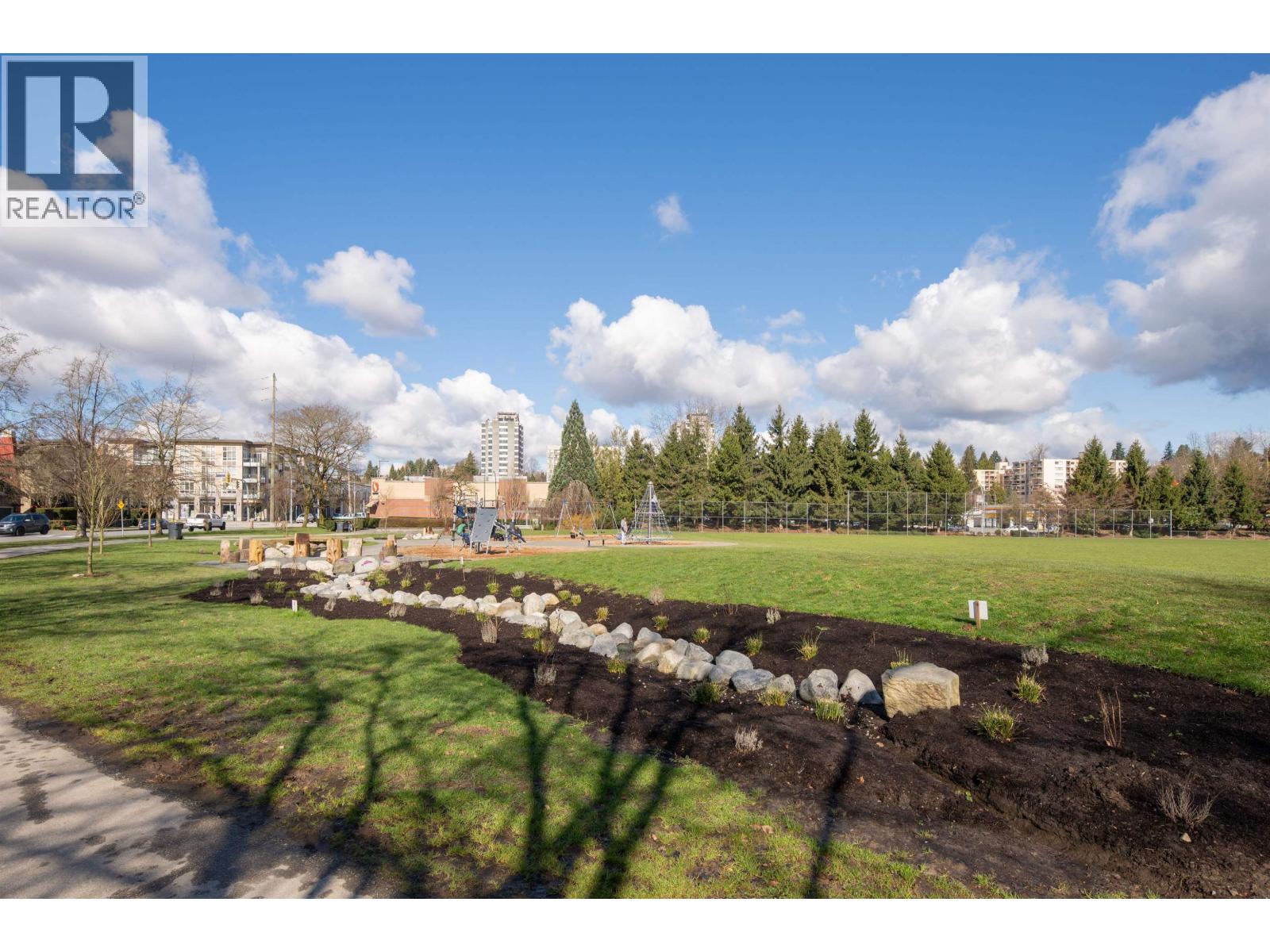 225 18 JACK MAHONY PLACE, New Westminster