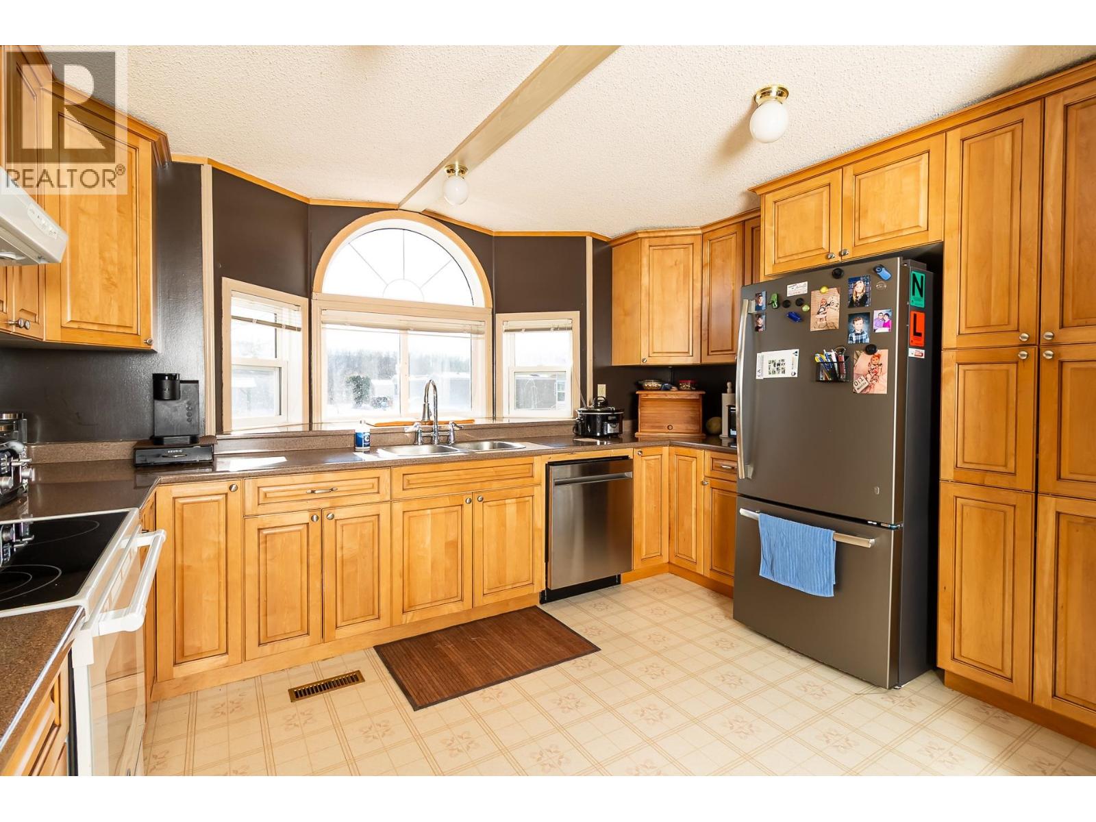 #6-4305 LAKELSE Avenue, Terrace