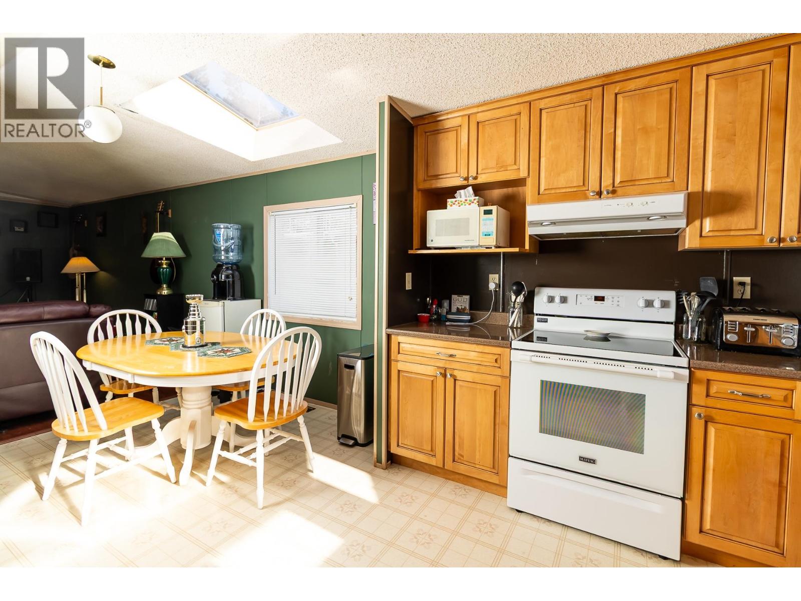 #6-4305 LAKELSE Avenue, Terrace