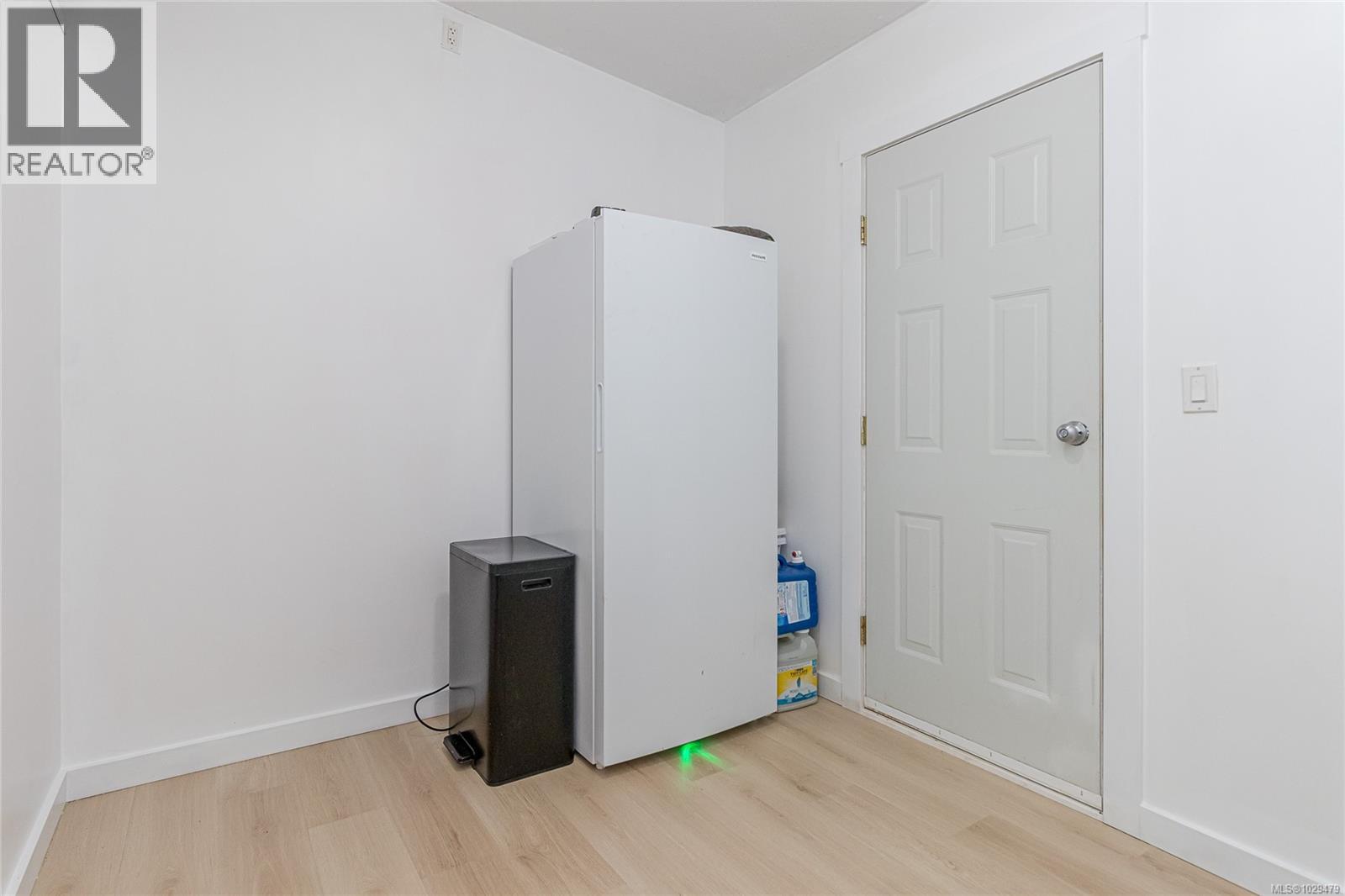 125 STANFORD AVE W - 29