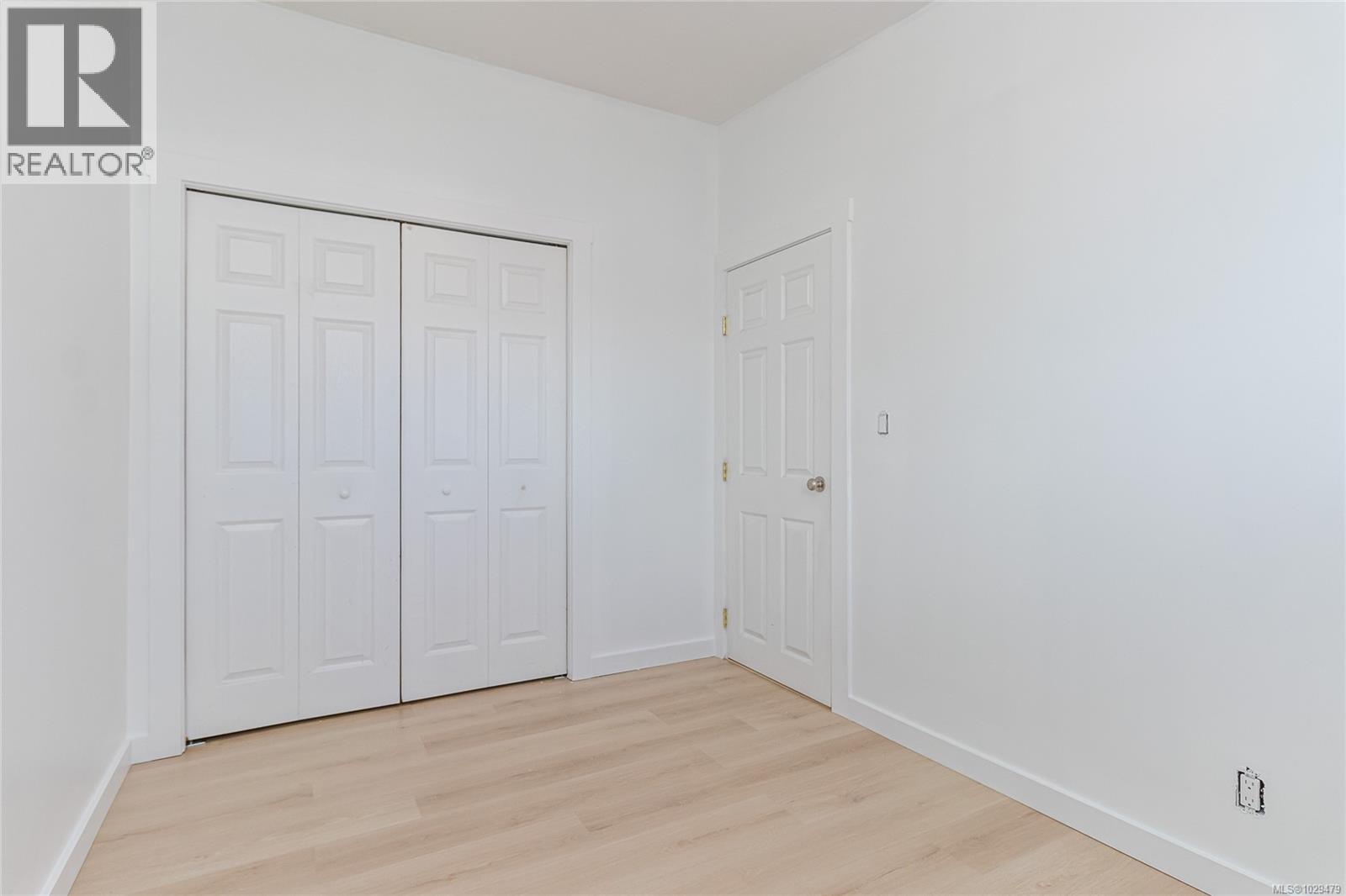 125 STANFORD AVE W - 28