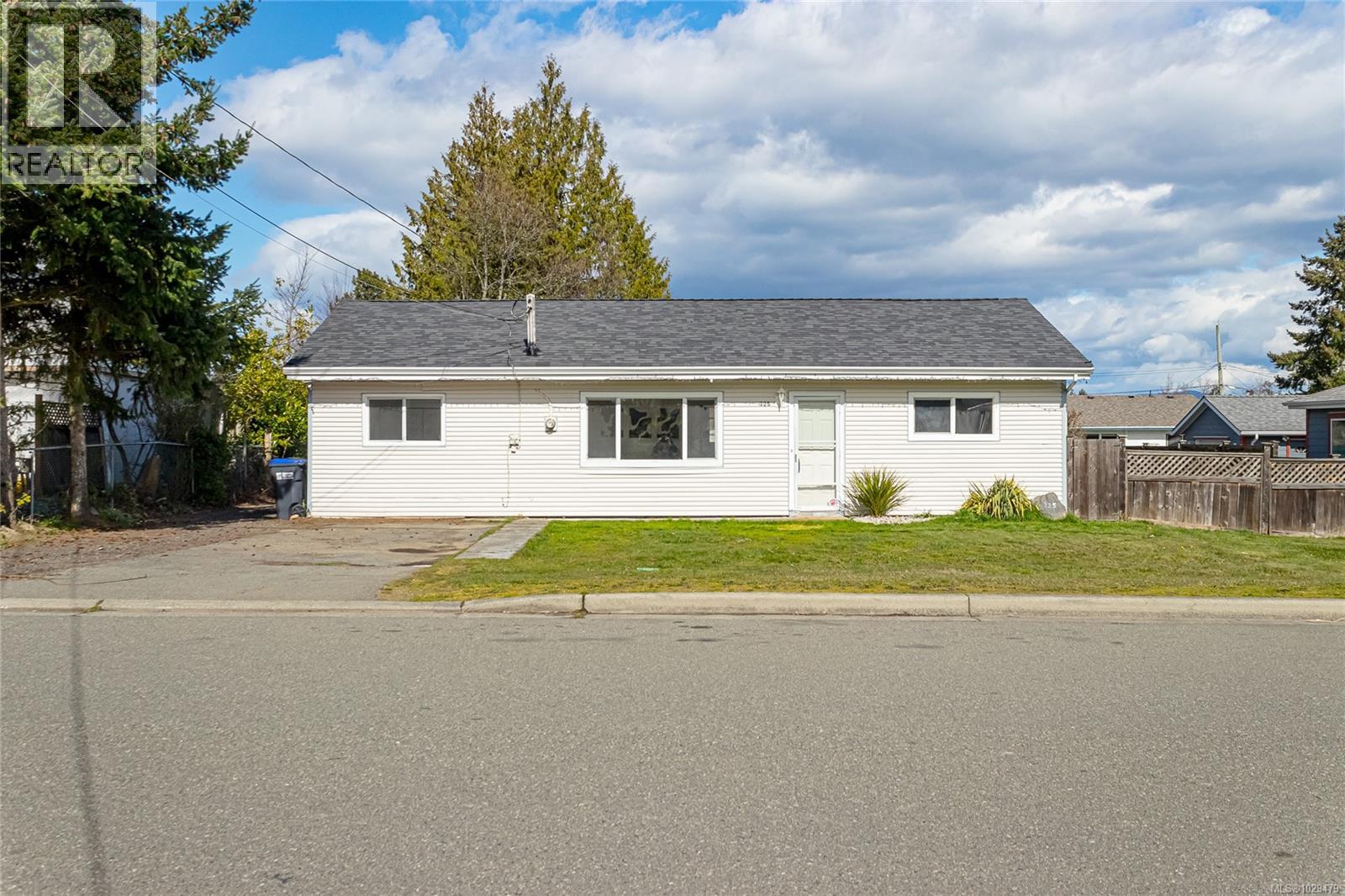 125 STANFORD AVE W - 13