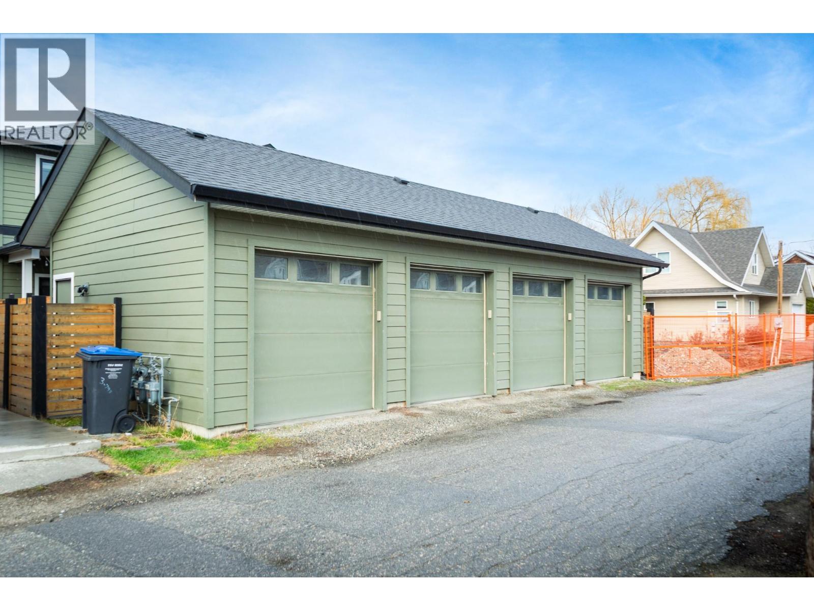 #4 805 BURNE AVENUE - 26