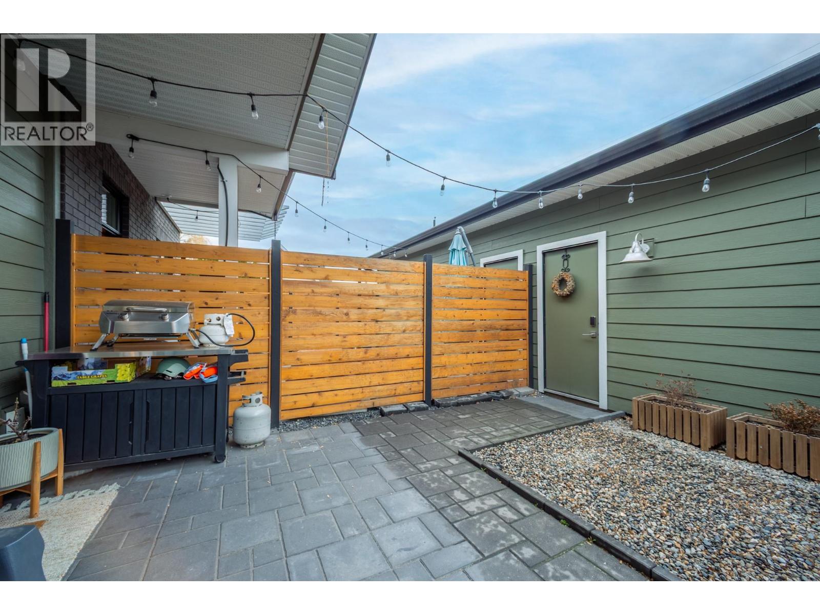 #4 805 BURNE AVENUE - 30