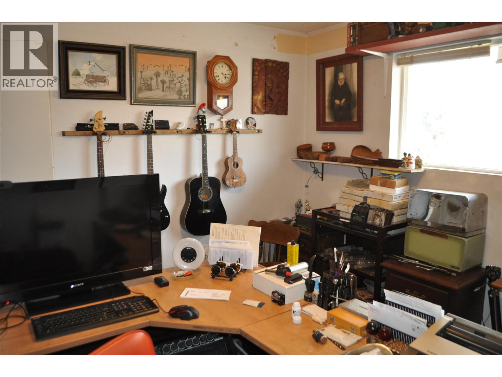 #5 407 BAIRD AVENUE - 17