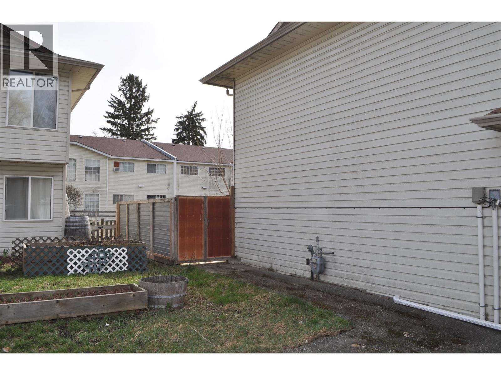 #5 407 BAIRD AVENUE - 30