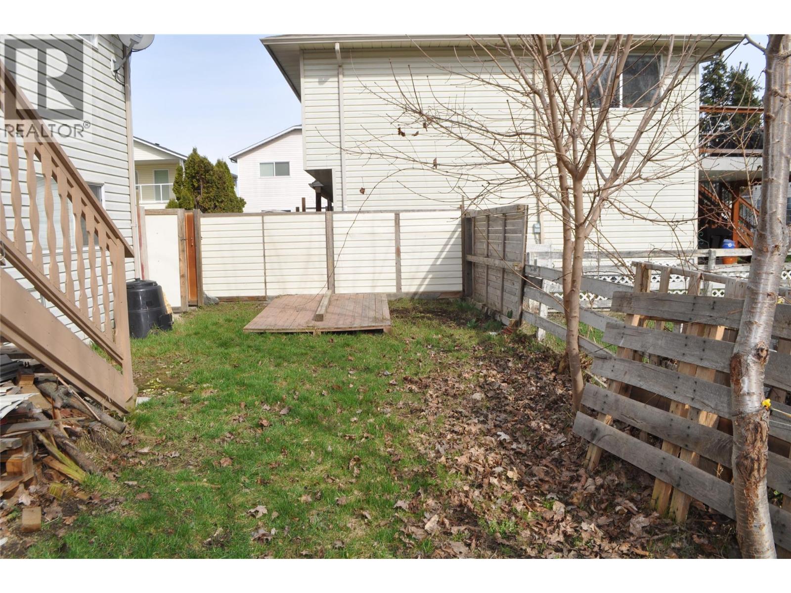 #5 407 BAIRD AVENUE - 29