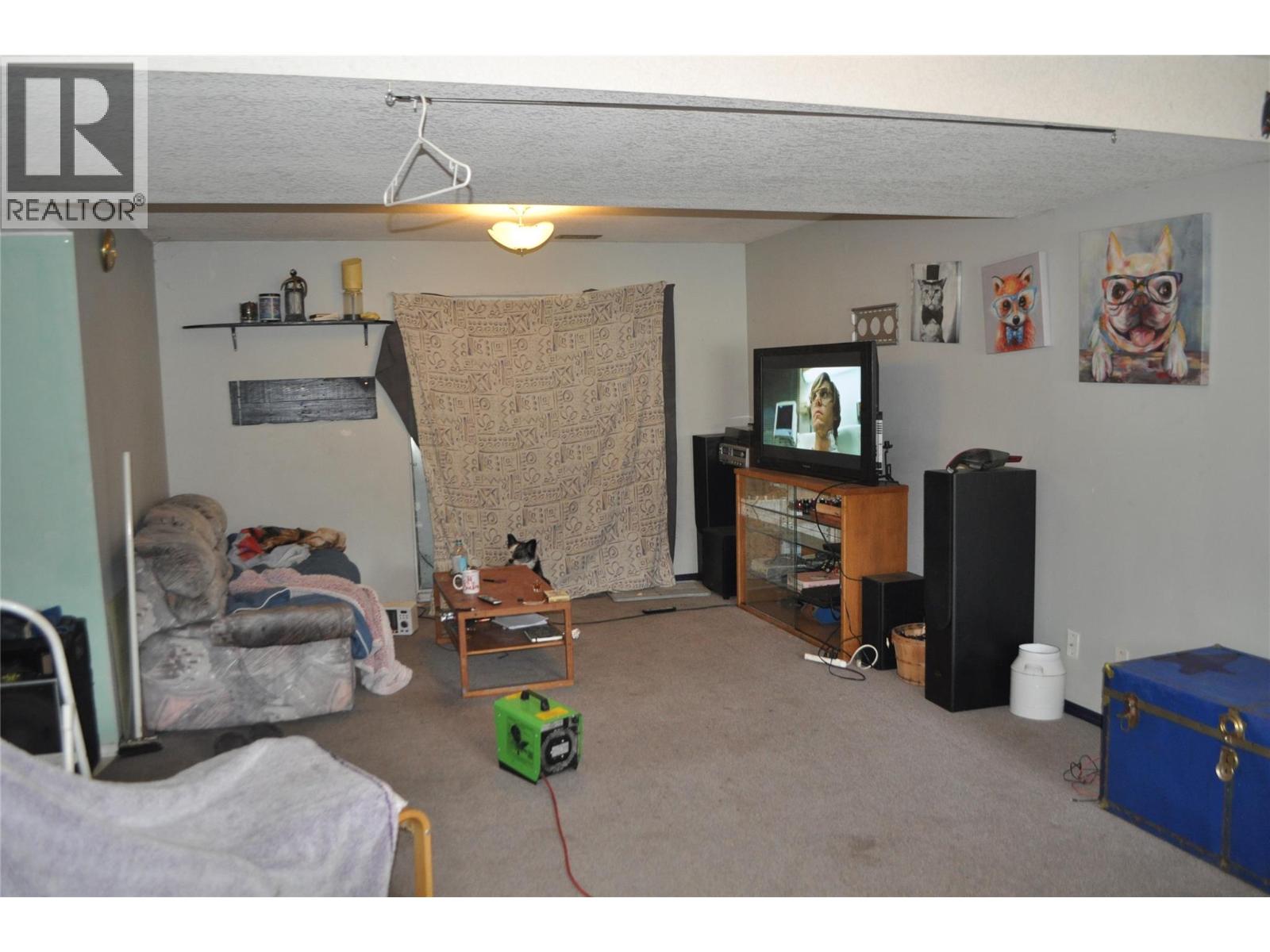 #5 407 BAIRD AVENUE - 20