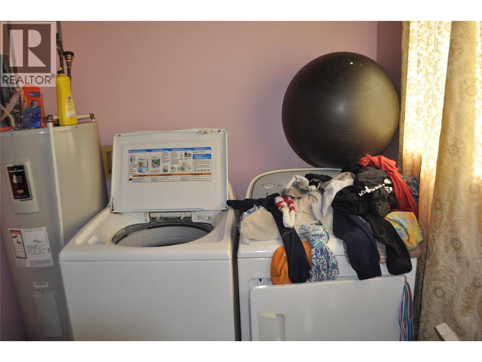 #5 407 BAIRD AVENUE - 26