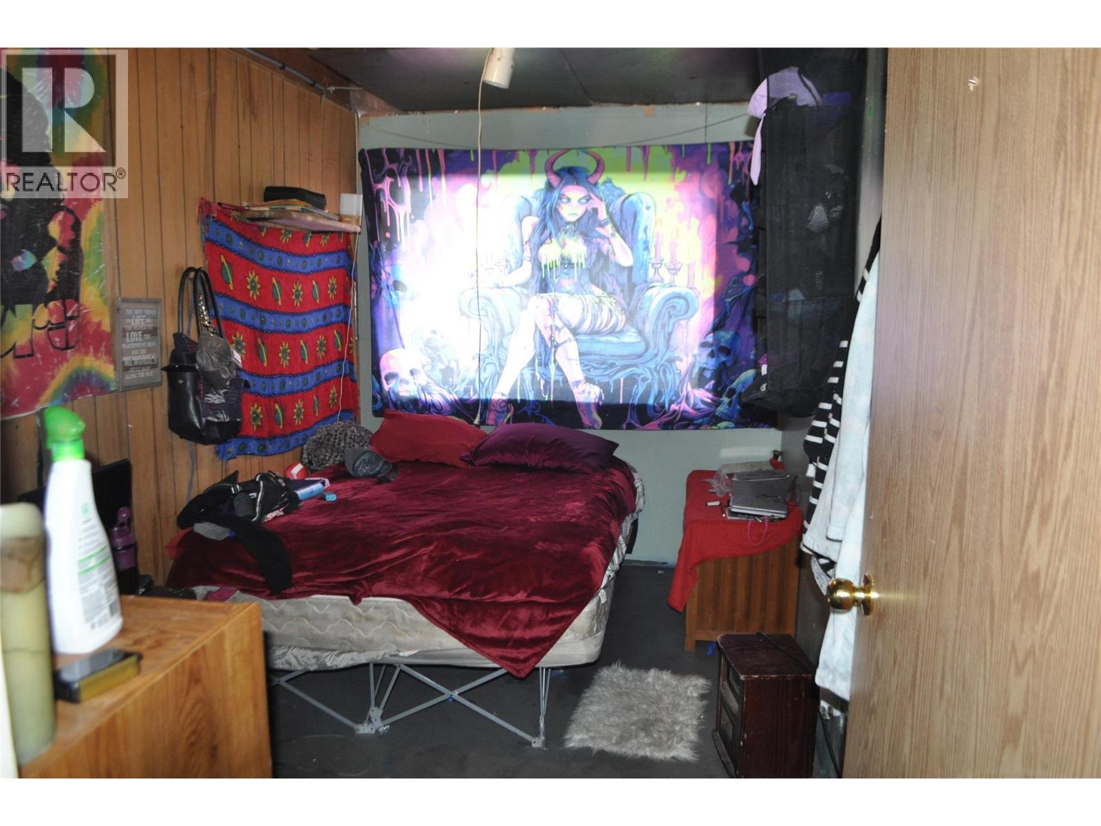 #5 407 BAIRD AVENUE - 23