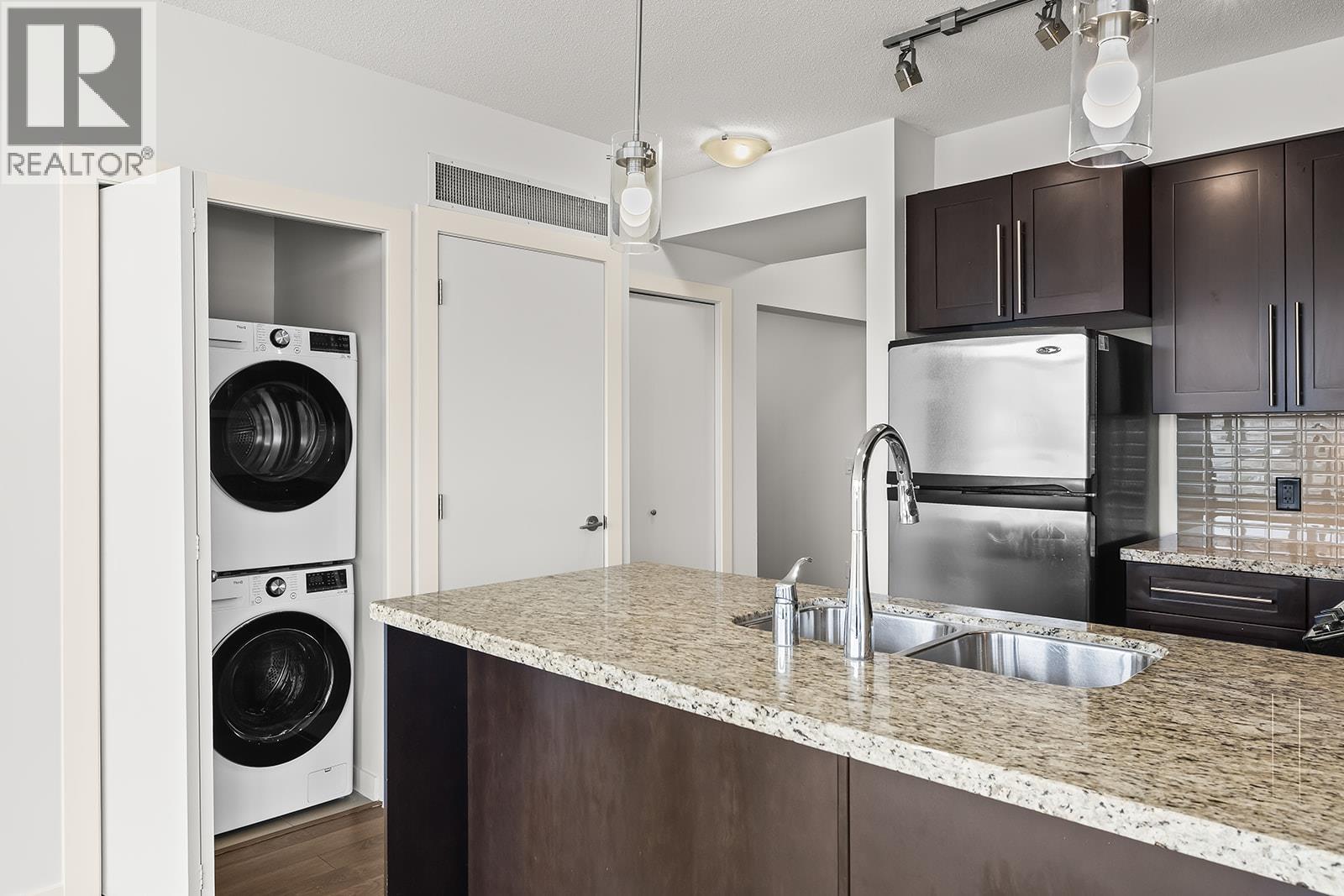 1075 Sunset Drive Unit# 1902, Kelowna