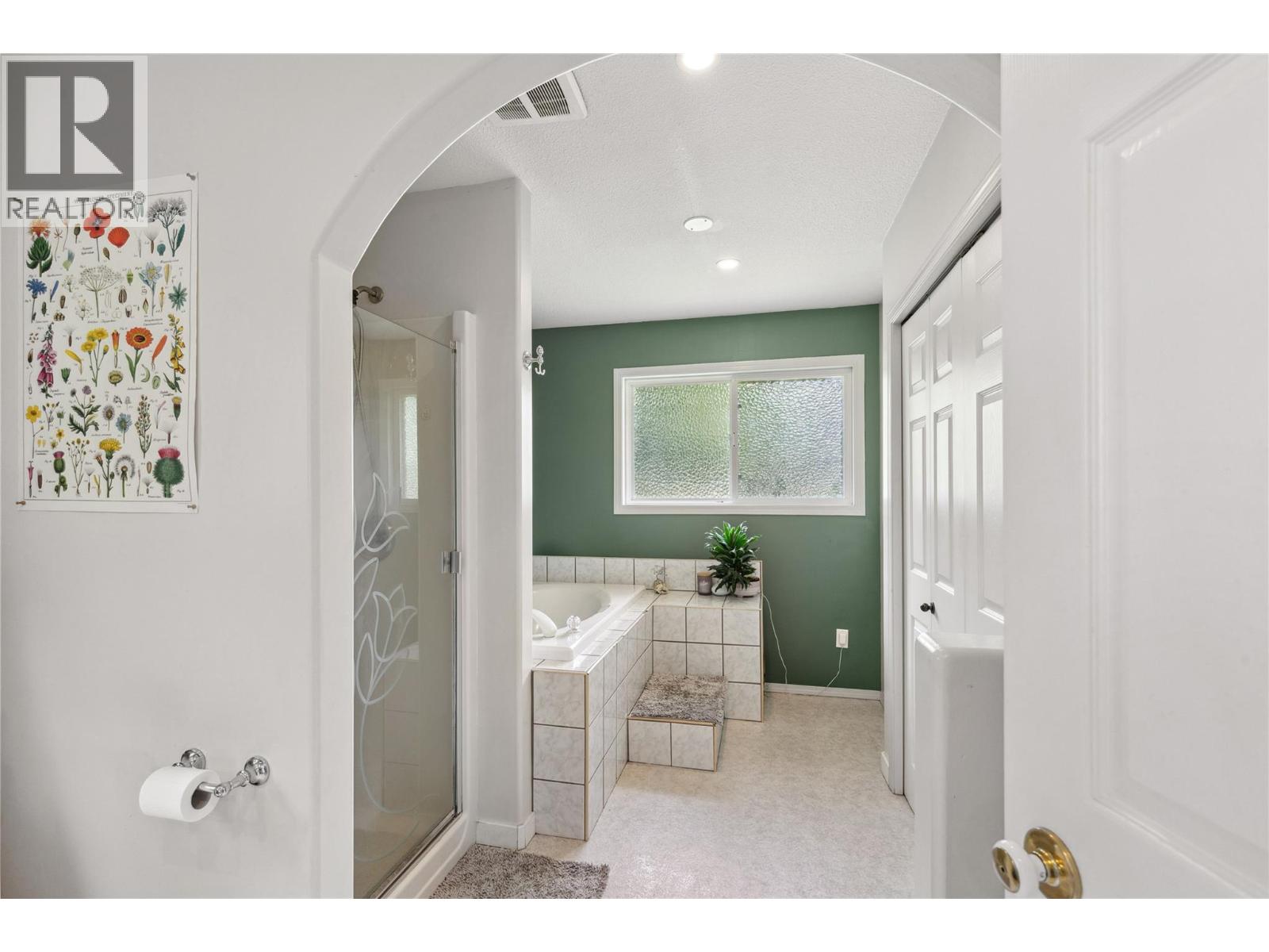  2861 5 Avenue Southeast, Salmon Arm