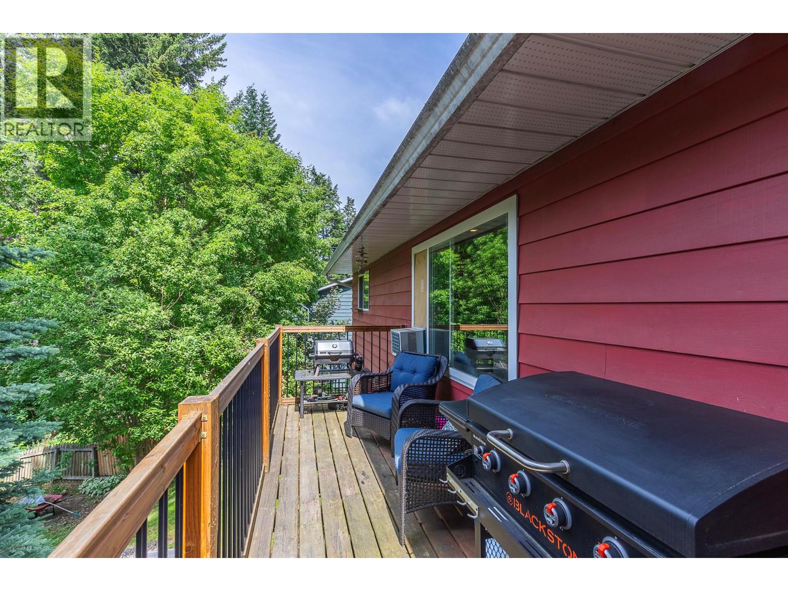  2861 5 Avenue Southeast, Salmon Arm
