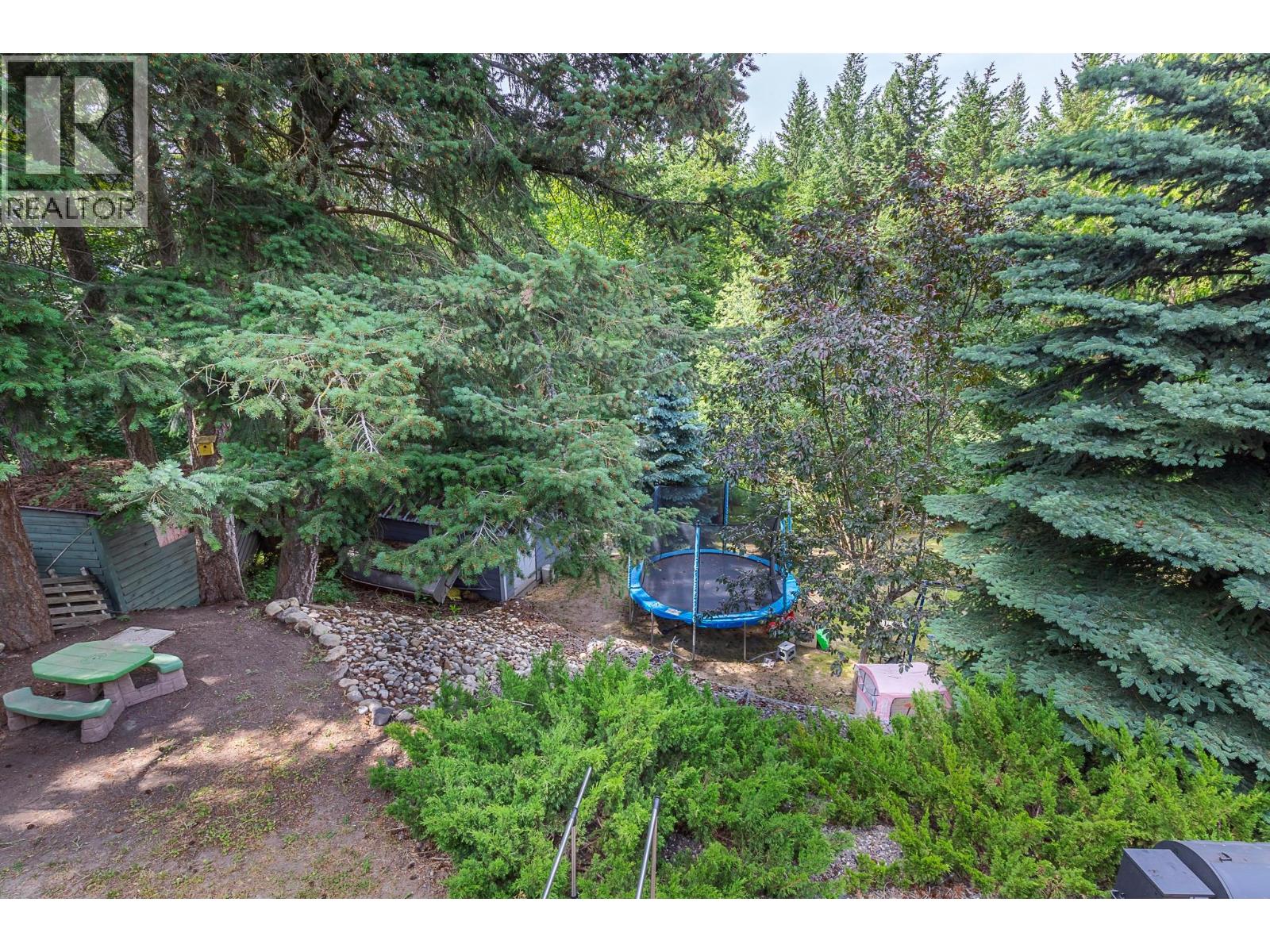  2861 5 Avenue Southeast, Salmon Arm