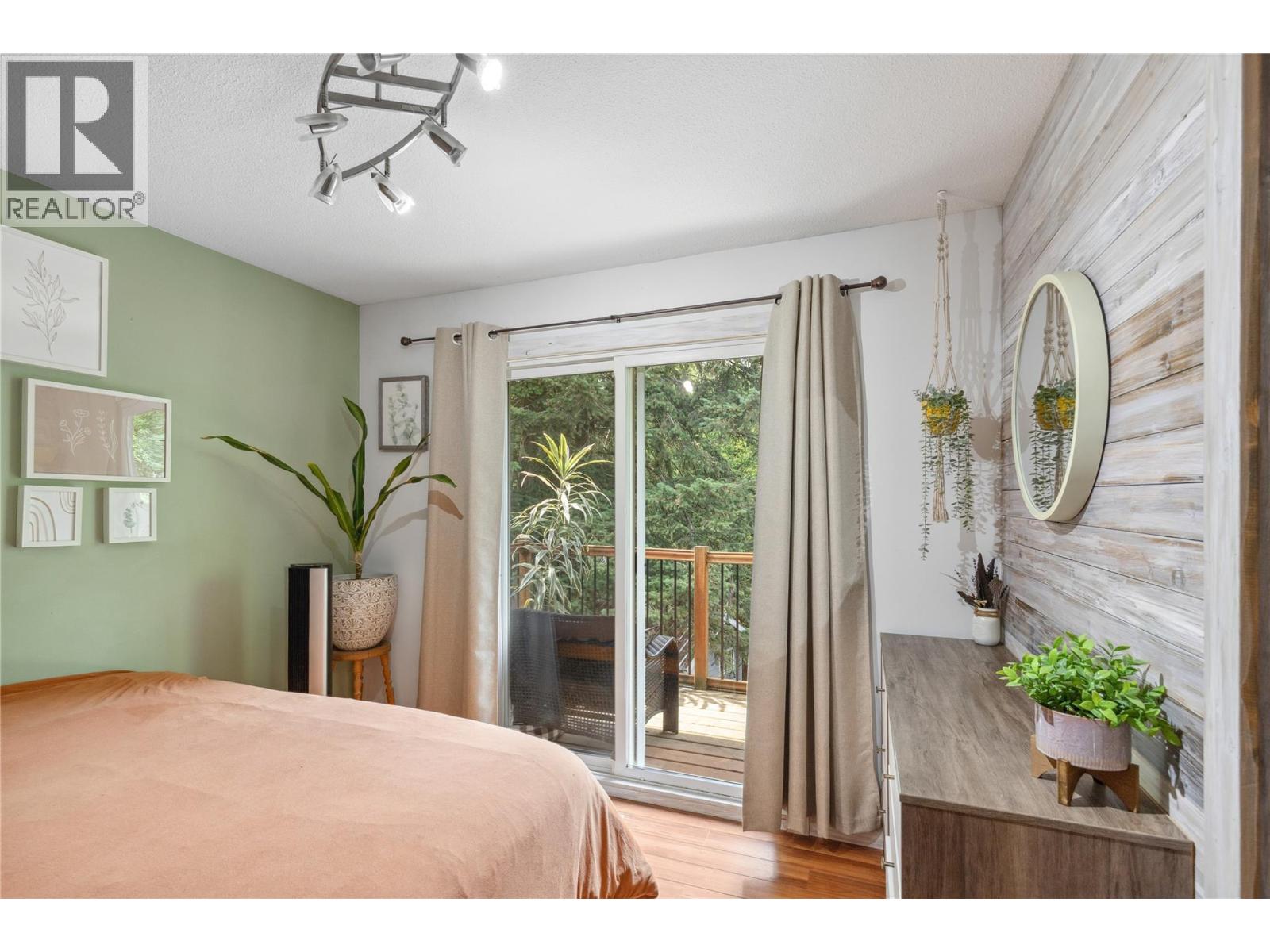  2861 5 Avenue Southeast, Salmon Arm