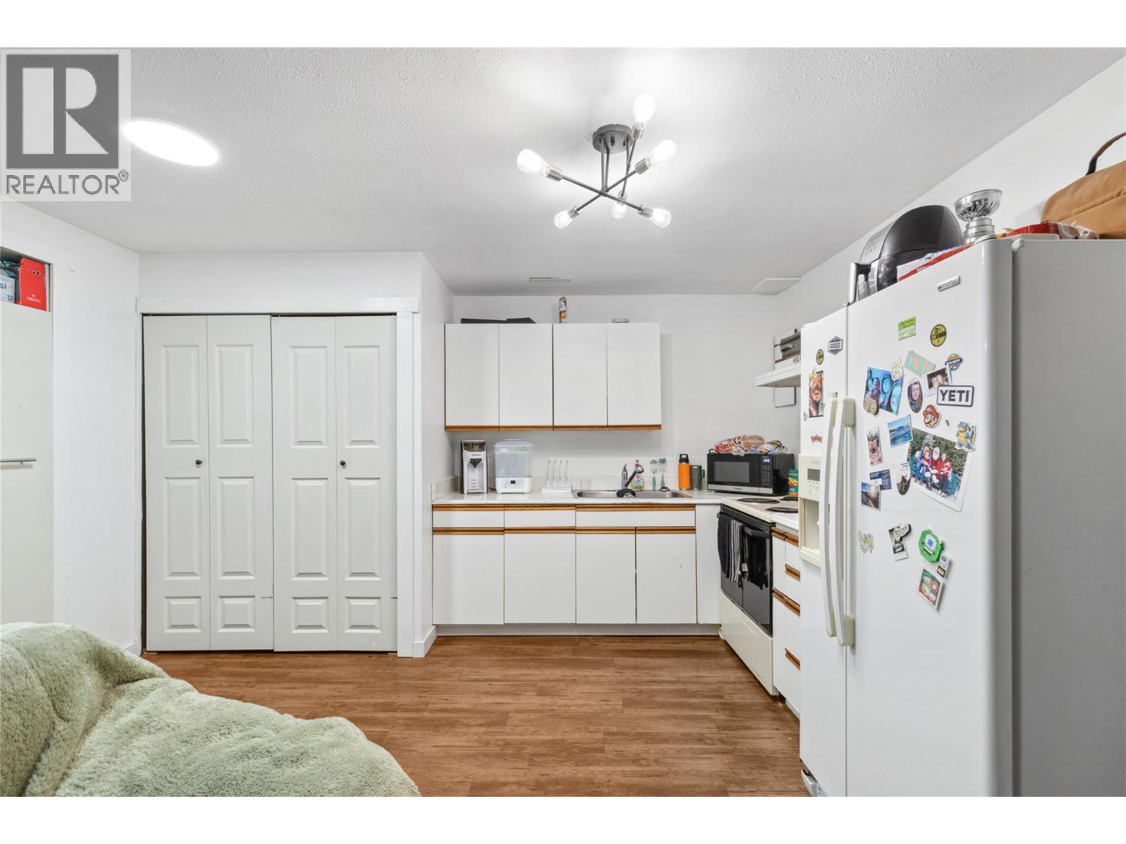  2861 5 Avenue Southeast, Salmon Arm