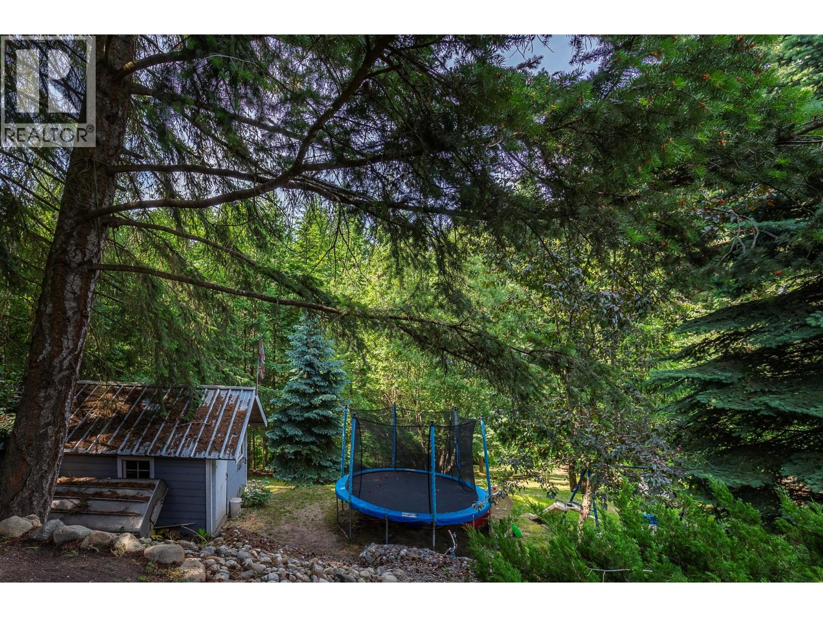  2861 5 Avenue Southeast, Salmon Arm