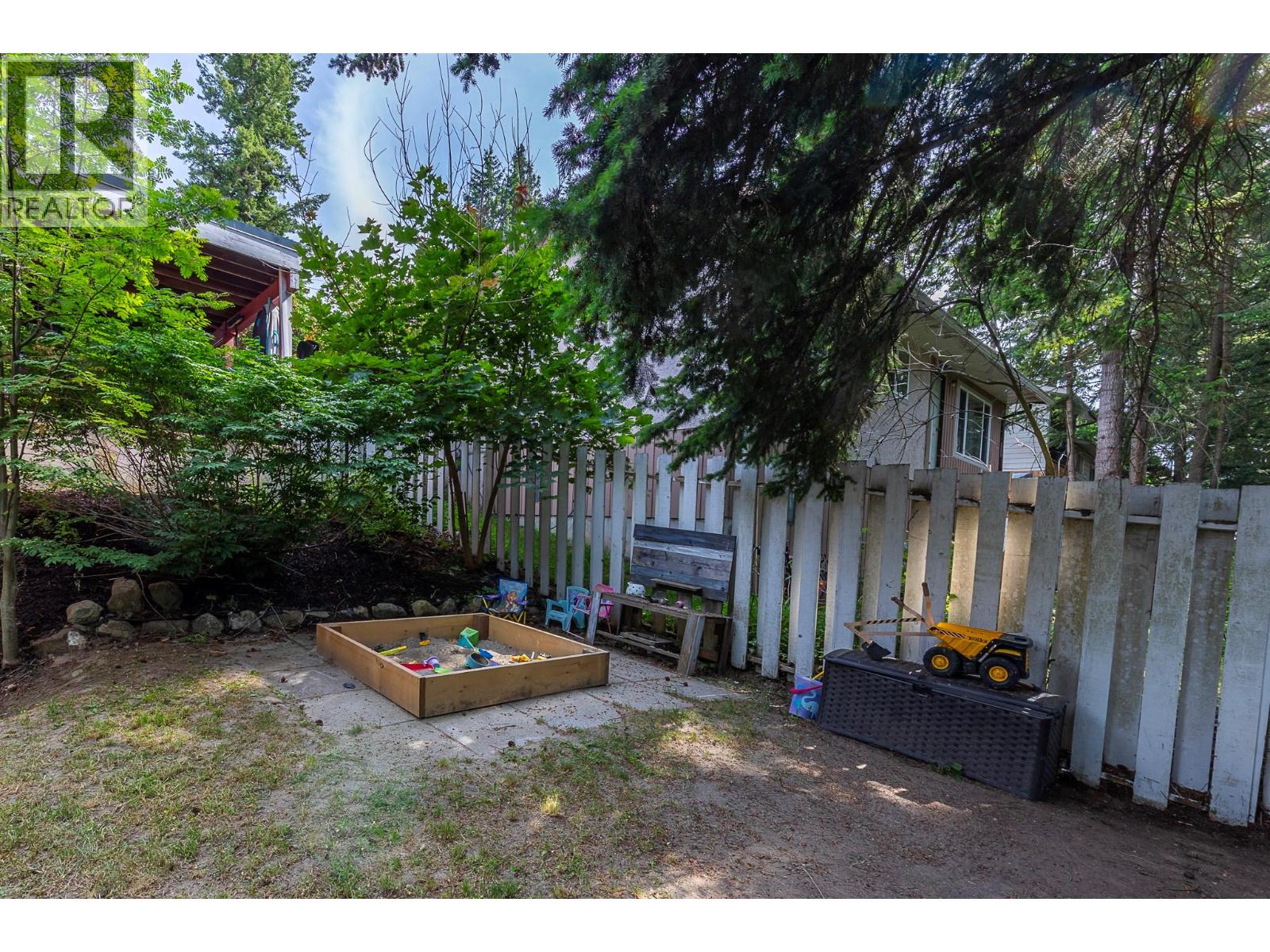  2861 5 Avenue Southeast, Salmon Arm