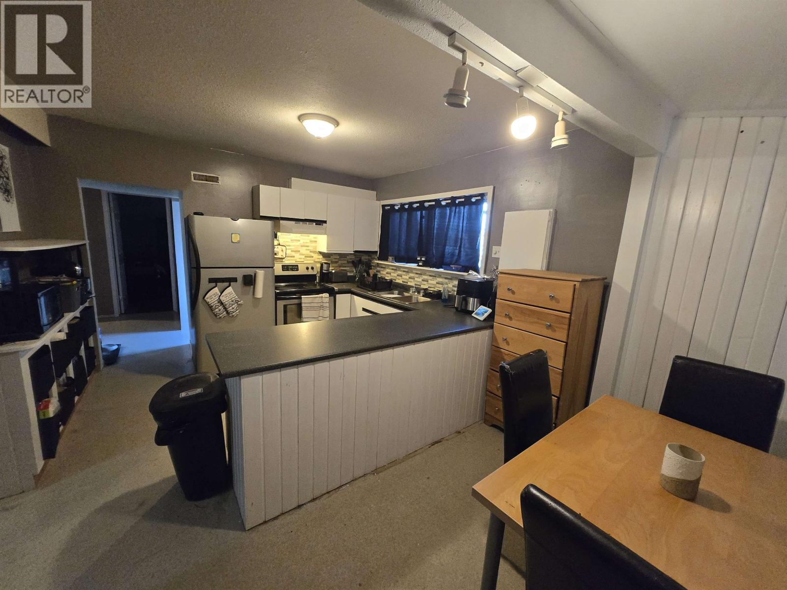 356 HOY STREET, Quesnel