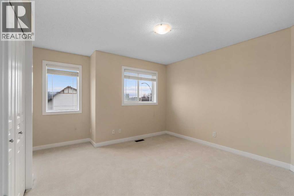 Single Family House for Sale in  New Brighton Manor SE New Brighton Calgary 