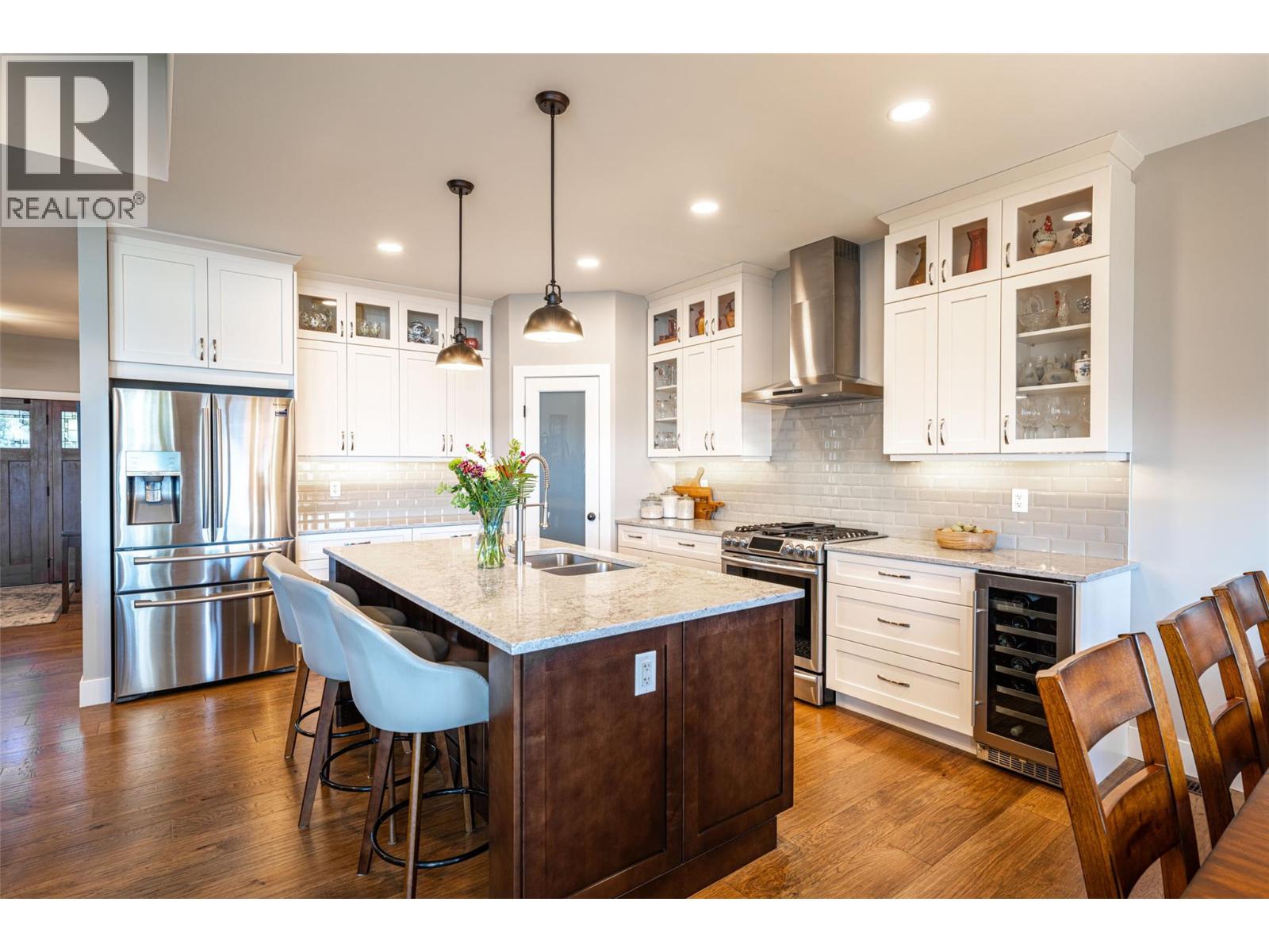 132 CROWN CRESCENT - 5