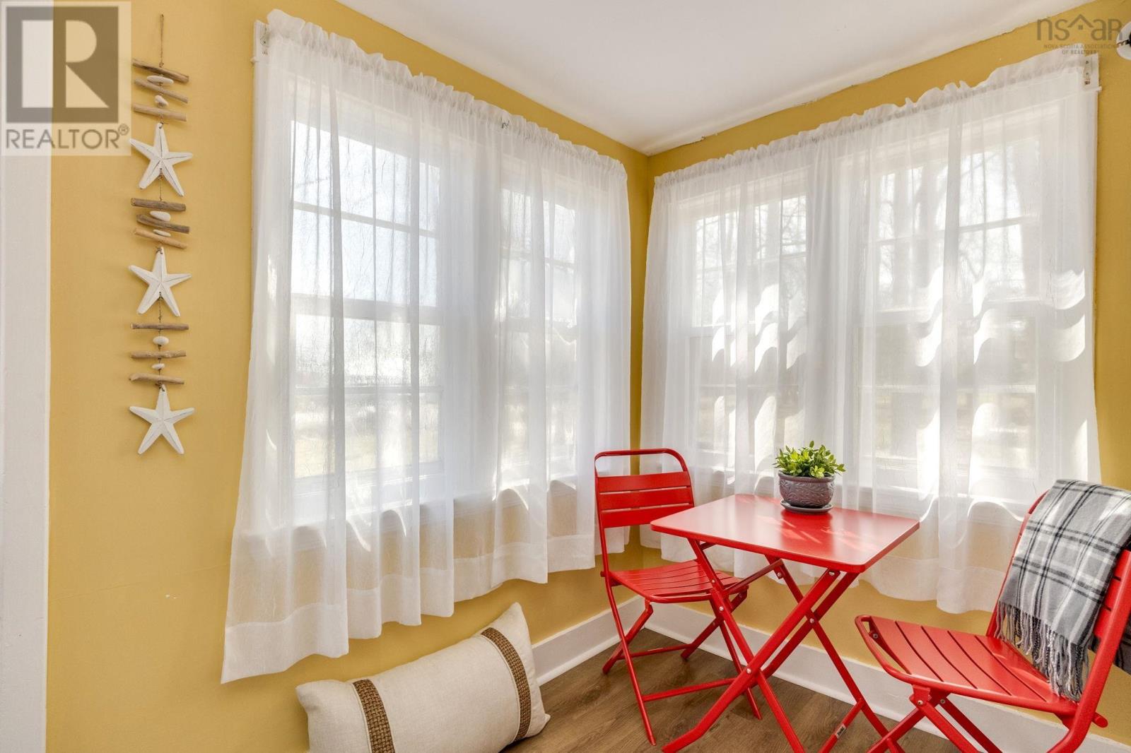 Property 5 of 46 of 35 Pleasant Street