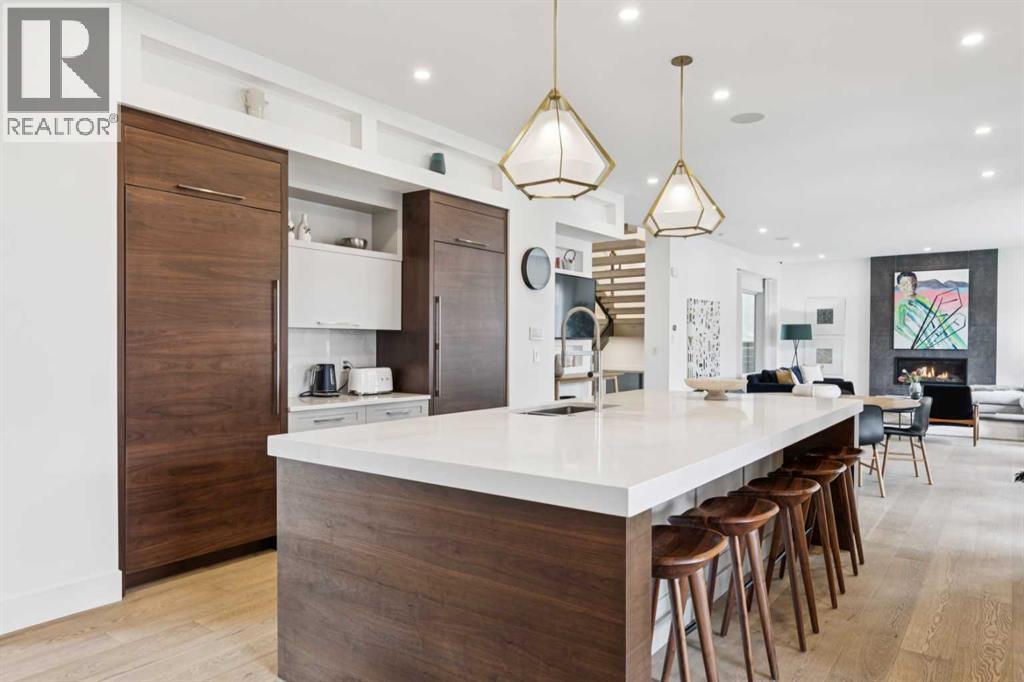 Single Family House for Sale in  Crescent Boulevard SW Britannia Calgary 