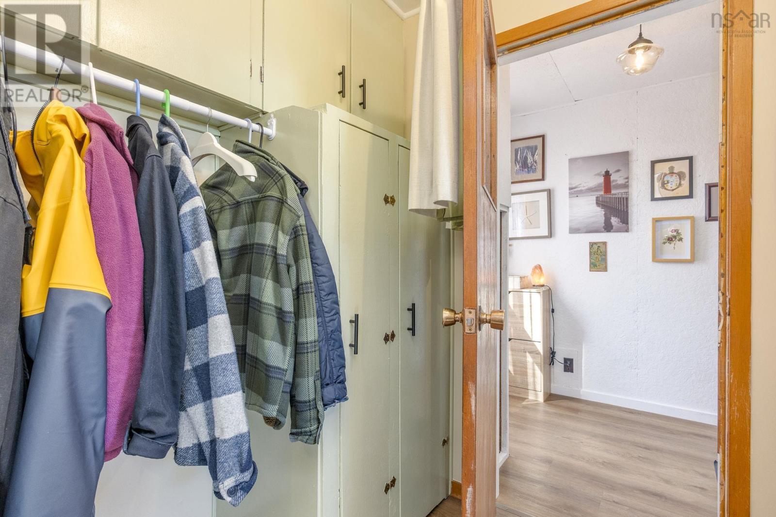 Property 24 of 46 of 35 Pleasant Street