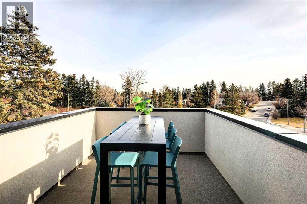 Single Family House for Sale in  Crescent Boulevard SW Britannia Calgary 