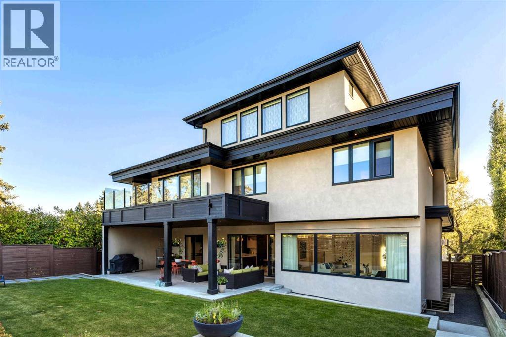 Single Family House for Sale in  Crescent Boulevard SW Britannia Calgary 