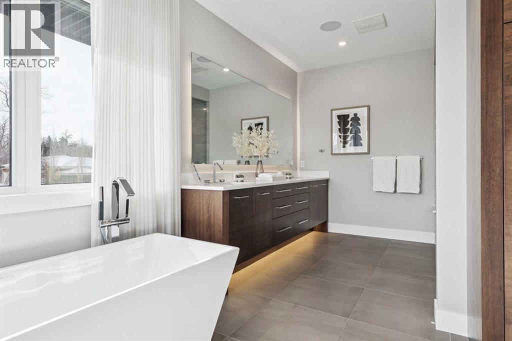 Single Family House for Sale in  Crescent Boulevard SW Britannia Calgary 