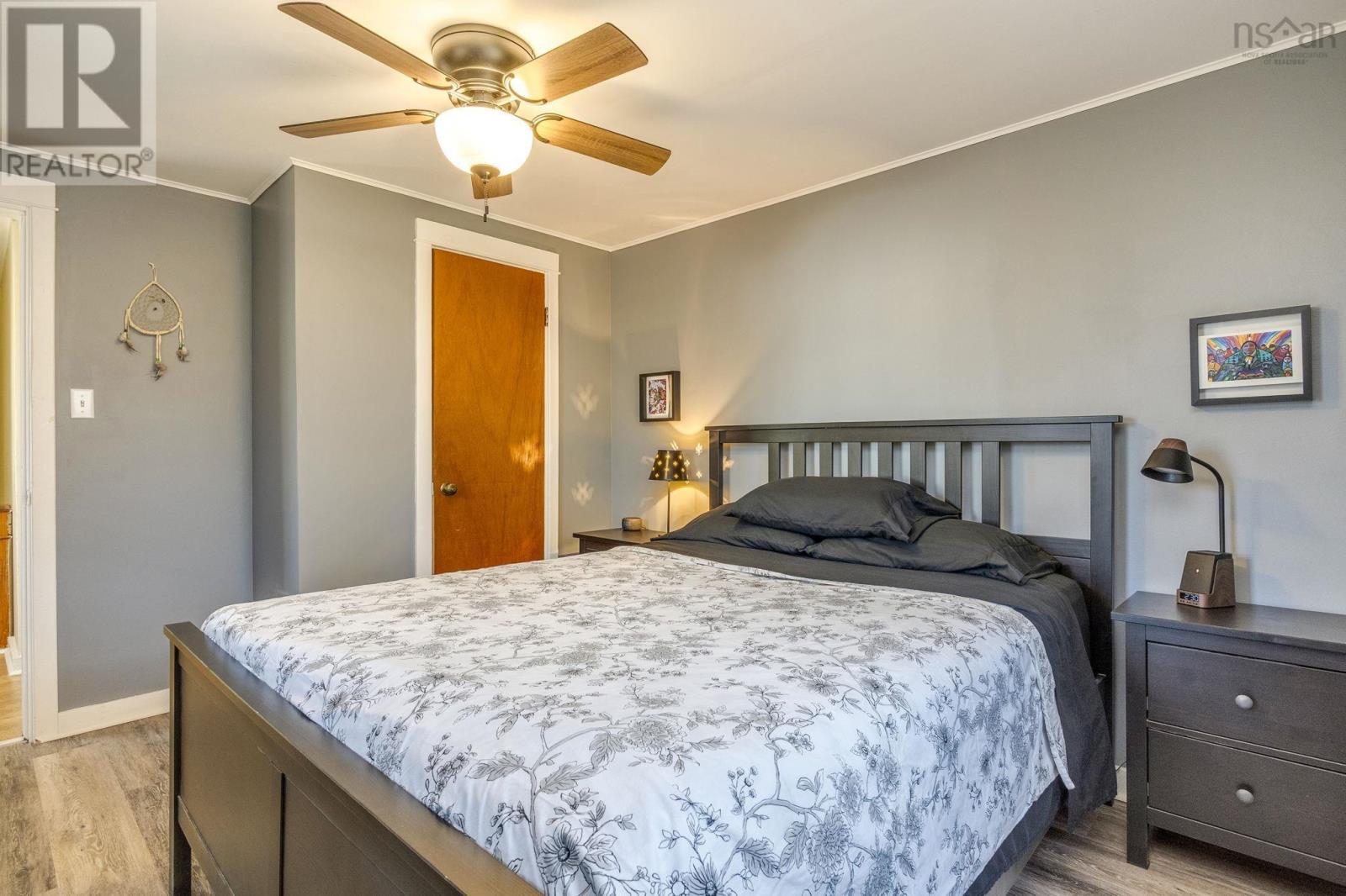 Property 25 of 46 of 35 Pleasant Street